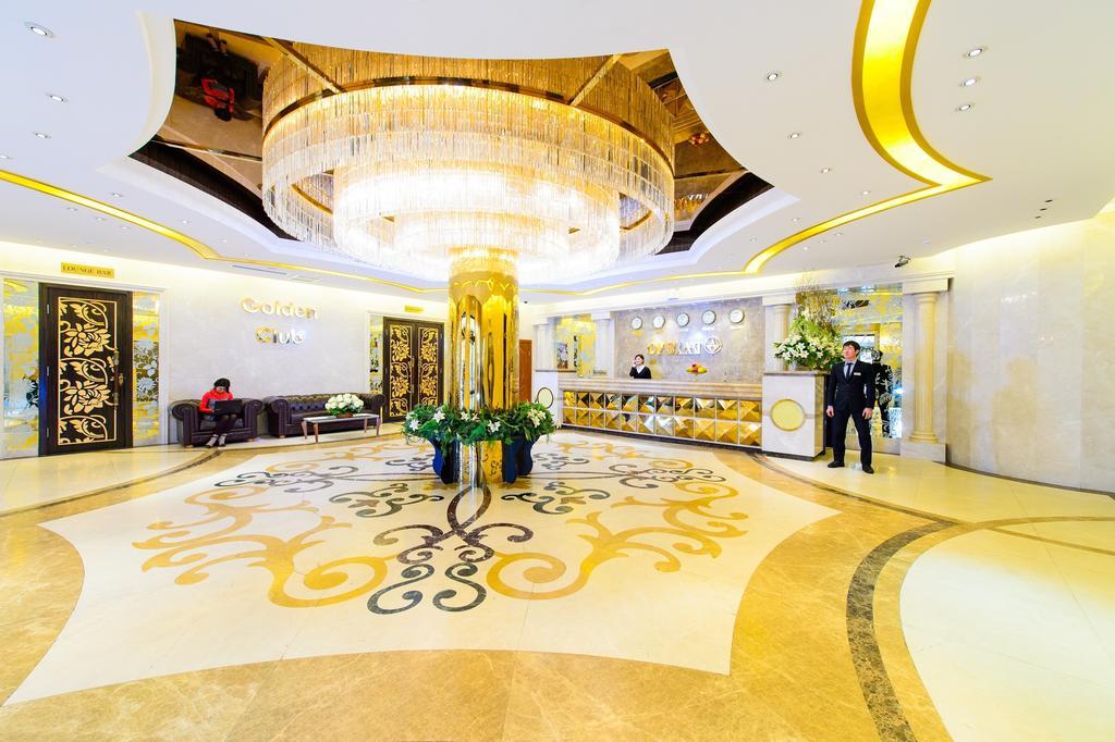 O Azamat Hotel Nur-Sultan  Exterior photo